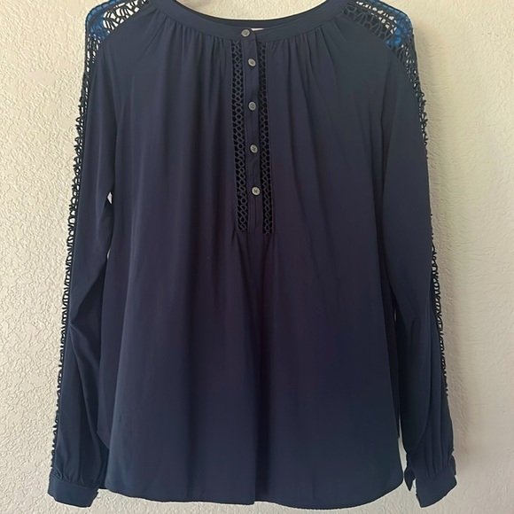 Ann Taylor Loft top - Picture 1 of 6